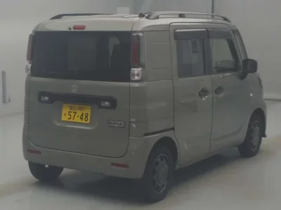 Suzuki SPACIA BASE