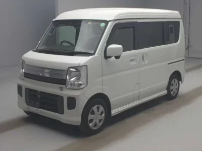 Nissan CLIPPER RIO