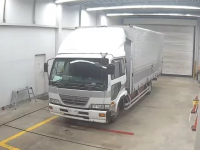 Nissan CONDOR