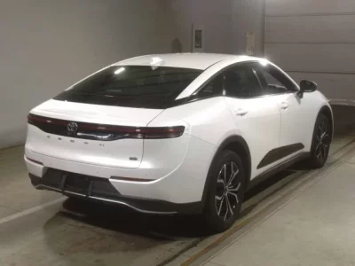 Toyota CROWN CROSSOVER