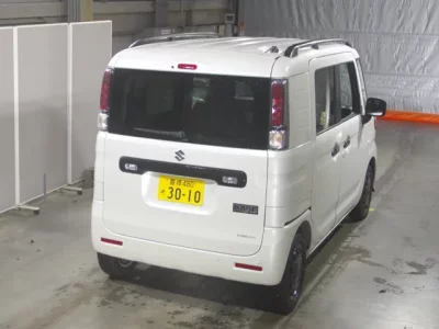 Suzuki SPACIA BASE