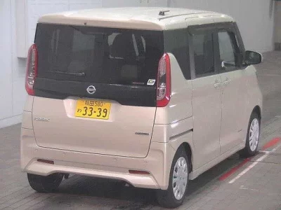 Nissan ROOX