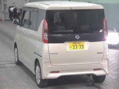 Nissan ROOX