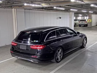 Mercedes-Benz E CLASS WAGON