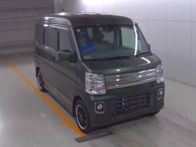 Nissan CLIPPER RIO