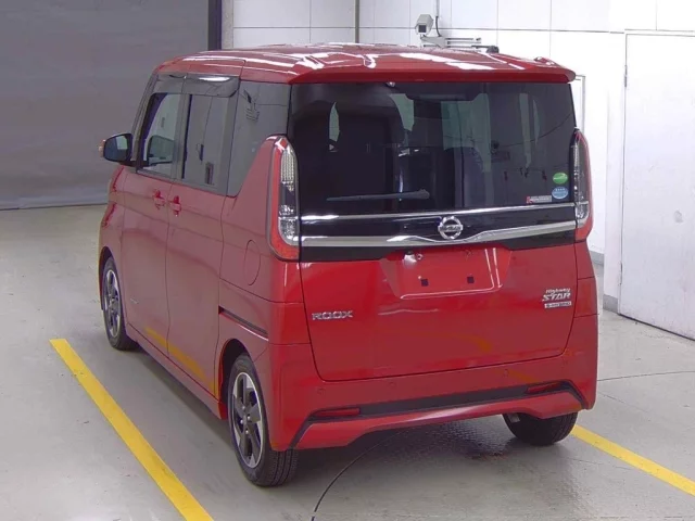 Nissan ROOX