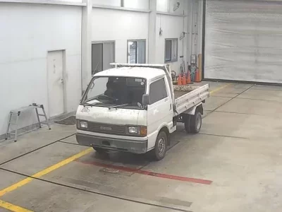 Mazda BONGO BRAWNY TRUCK