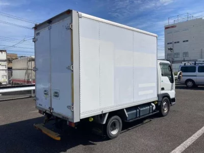 Mazda TITAN