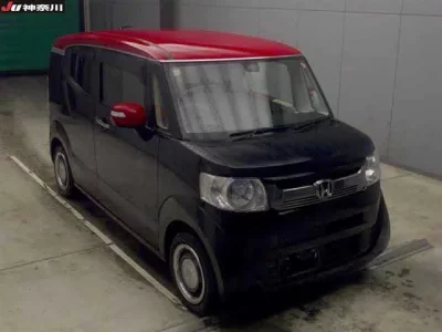 Honda N BOX SLASH