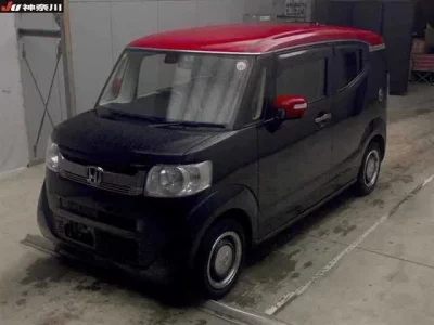 Honda N BOX SLASH