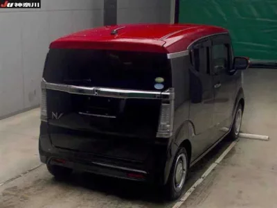 Honda N BOX SLASH