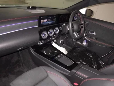 Mercedes-Benz CLA CLASS