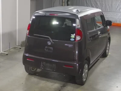 Suzuki MRWAGON