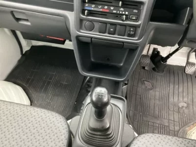 Nissan CLIPPER TRUCK