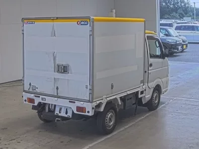 Nissan CLIPPER TRUCK