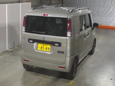 Suzuki SPACIA BASE