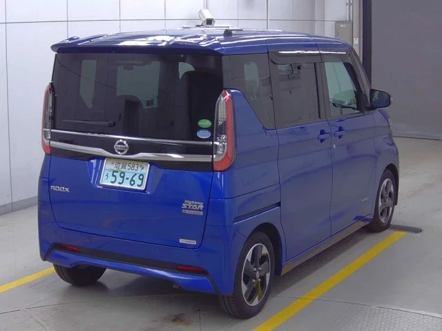 Nissan ROOX