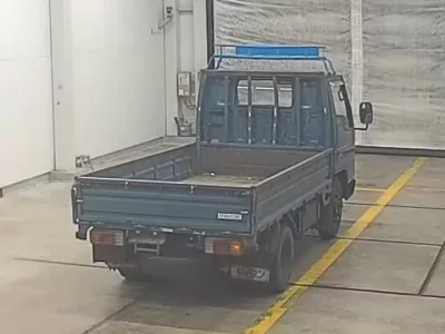Mazda TITAN