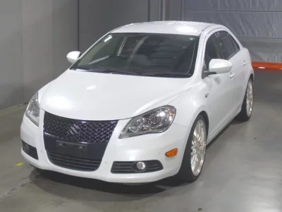 Suzuki KIZASHI
