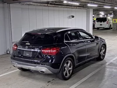 Mercedes-Benz GLA CLASS