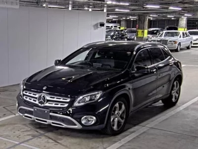 Mercedes-Benz GLA CLASS