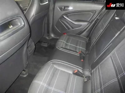 Mercedes-Benz CLA CLASS