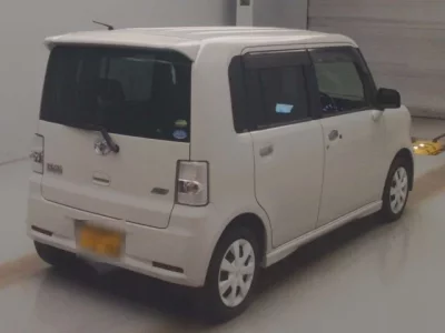 Toyota PIXIS SPACE