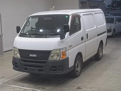 Isuzu COMO