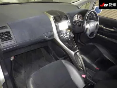 Toyota BLADE