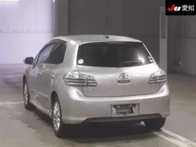 Toyota BLADE