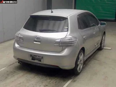 Toyota BLADE