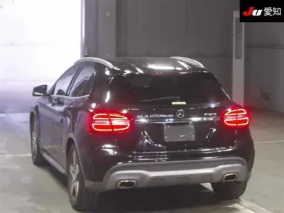 Mercedes-Benz GLA CLASS