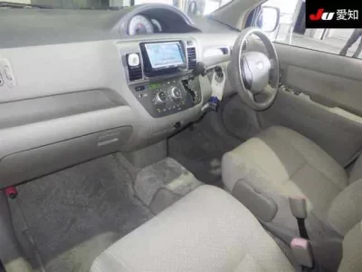 Toyota RAUM