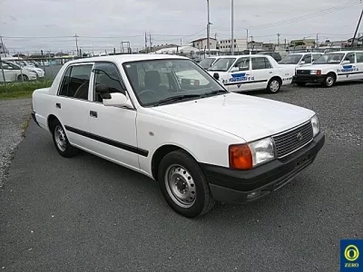 Toyota CROWN COMFORT
