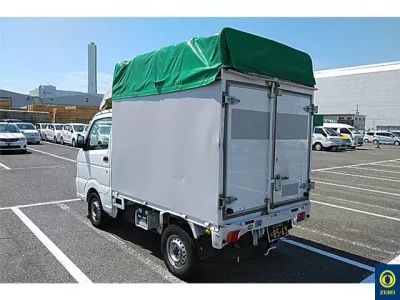 Nissan CLIPPER TRUCK