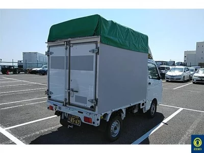 Nissan CLIPPER TRUCK