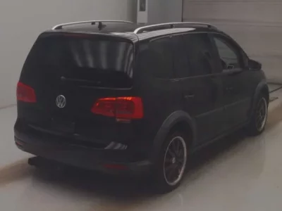 Volkswagen GOLF TOURAN