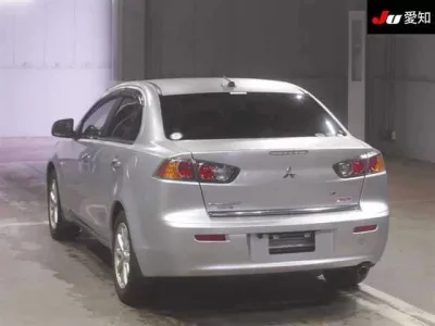 Mitsubishi GALANT FORTIS