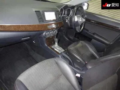 Mitsubishi GALANT FORTIS