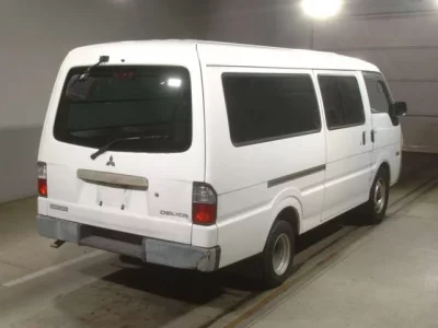 Mitsubishi DELICA