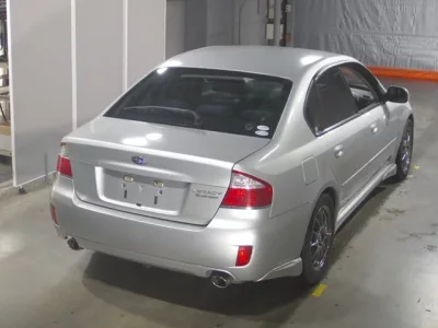 Subaru LEGACY B4