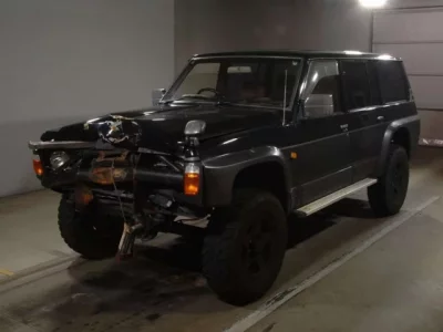 Nissan SAFARI