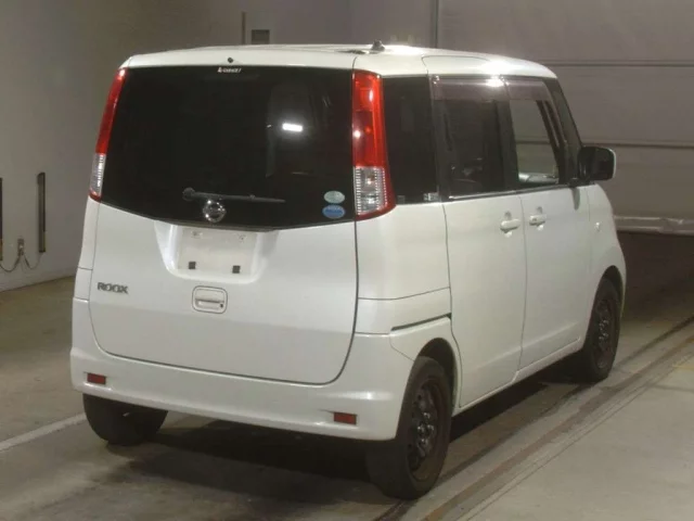 Nissan ROOX