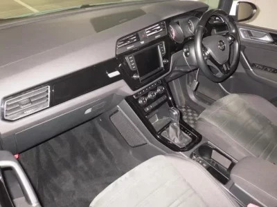 Volkswagen GOLF TOURAN