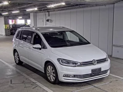 Volkswagen GOLF TOURAN