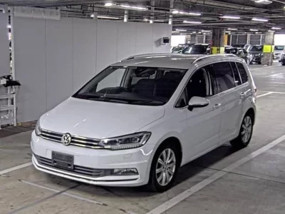 Volkswagen GOLF TOURAN