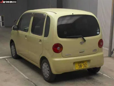 Daihatsu MOVE LATTE