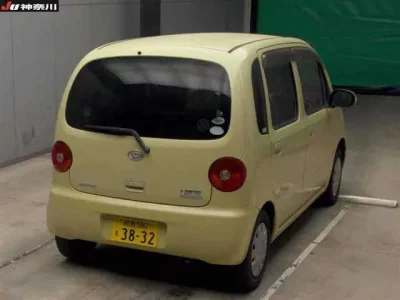 Daihatsu MOVE LATTE