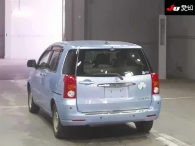 Toyota RAUM