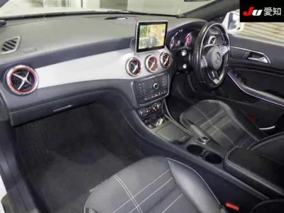 Mercedes-Benz CLA CLASS